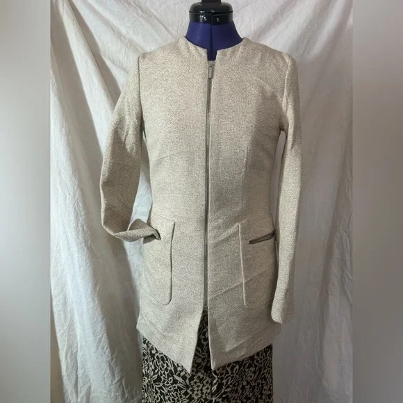 Zara Basics Collection Beige Long Zip Up Textures Blazer Jacket Women’s Small - Picture 1 of 5